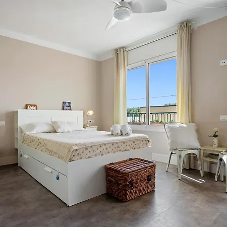 Hauzify I Casa D'anselm Clave קאללה