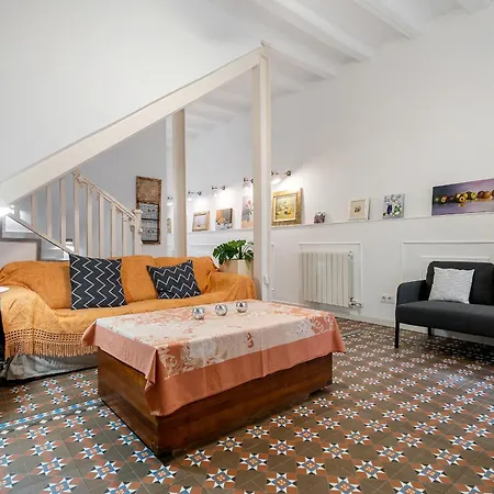 Holiday home Hauzify I Casa D'anselm Clave Calella